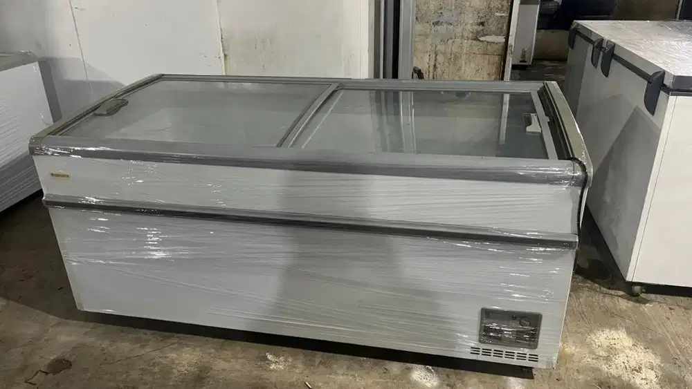 Freezer Sleding Merk Refrigoster 750 Liter