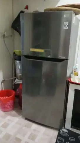 Service Ac,Mesin Cuci,Kulkas,Pompa Air dan Bongkar Pasang AC.
