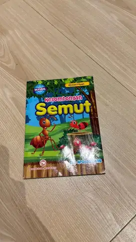 Buku kesombongan semut