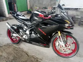 HONDA CBR 250 RR