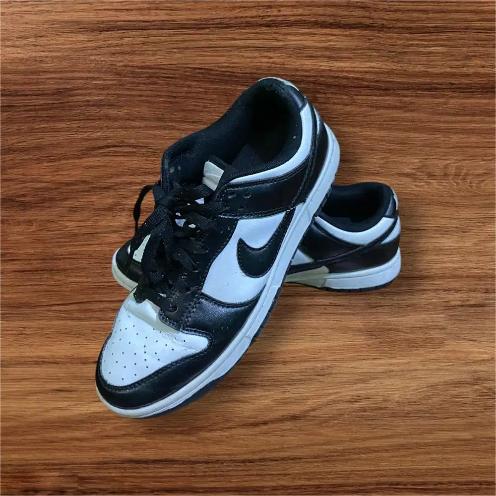 Sepatu Pria Istimewa