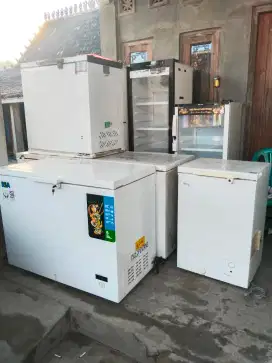 Terima borongan elektronik AC, kulkas, freezer, showcase, mesin cuci