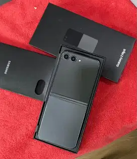 samsung Z flip 5 ram 8/256gb resmi sein