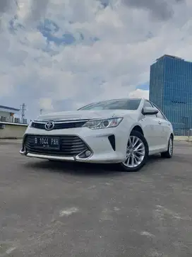 Toyota Camry 2.5 V 2015