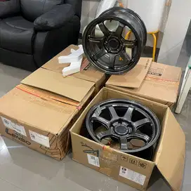 VELG LENSO VENOM VT7 LEBAR 9 ET 0 PCD 6x139 FORTUNER PAJERO