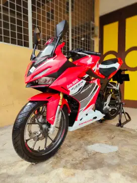 Honda CBR150R / CBR 150R 2023 Tricolor, Red Premium Metalic, Mulus.