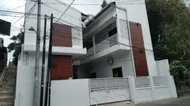 Investasi Tinggi Kost Elit Dekat UGM Monjali