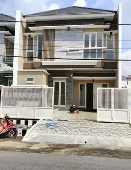 RUMAH KOST LARIS BUMI MARINA 24KAMAR DEKAT ITS HANG TUAH  JL KEMBAR