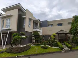 Rumah Hook Full Furnish Cluster Rossini Shymphonia Gading Serpong
