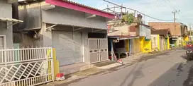 RUMAH & TOKO COCOK UNTUK USAHA, LOKASI STRATEGIS, MURAH ( BUDURAN )