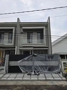 RUMAH DIJUAL DHARMAHUSADA INDAH BARU GRESS SURABAYA