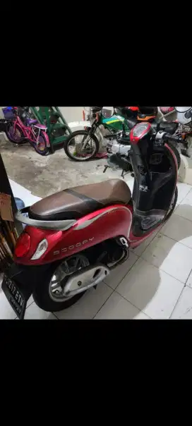 Scoopy 2022 keyles pjk hdp Mulus tt