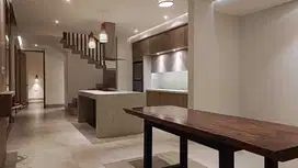 Villa 200m dari Pantai di Canggu, 20m dari Jln Utama Milik Sendiri