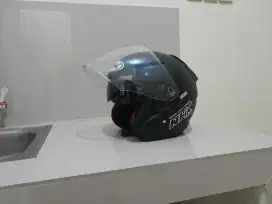 Helm NHK R1 Black Double Visor
