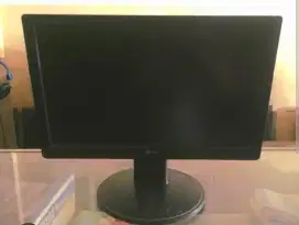 Lcd monitor LG (16 inci).