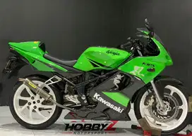 Kawasaki ninja 150-RR Se/cbr 150RR special edition 2010 modif pro arm