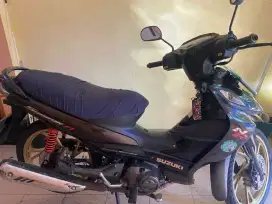 Suzuki NR 125 Night Rider tahun 2009