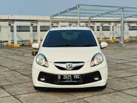 PROMO DP 3JT SAJA HONDA BRIO E BUKAN RS CVT AT MATIC 2016 PUTIH