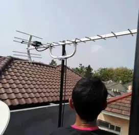 Pasang Baru Antena tv Plus Tiang Besi
