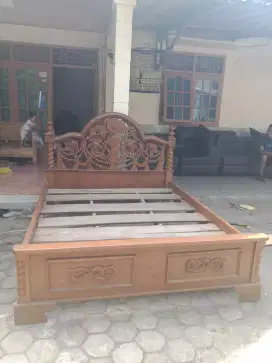 Dipan tiara anggur nomor 2 kayu jati asli