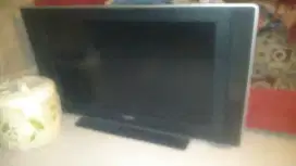 Di jual tv lcd 32in kondisi apa adanya