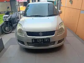 Suzuki Swift St at 2010 pajak on