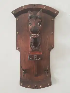 Kapstok antik kayu jati motif kuda