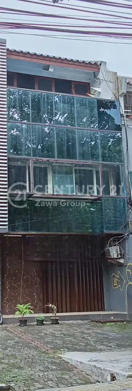Ruko di Sewakan di Jalan Barito Kebayoran Baru Jakarta Selatan