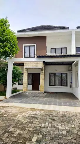 RUMAH MODERN LOKASI STRATEGIS, HARGA MURAH DI KELASNYA