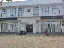 Ruang Usaha Bagus Untuk Kantor dan Restaurant