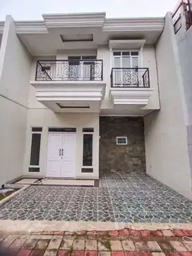 Rumah Baru 2 LT Siap Huni Tanah Luas Dekat GDC, Stasiun Depok Free DP