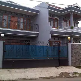 Dijual Villa Lembang Bandung