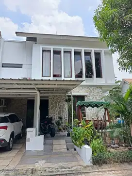 Rumah Dijual Bagus Hook Samping Taman di Discovery Bintaro Jaya Sek 9