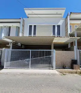 Rumah Sutorejo Utara Bangunan Istimewa Siap Huni