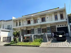 Dijual Rumah Mewah 4 Lantai di Pondok Indah Jakarta Selatan
