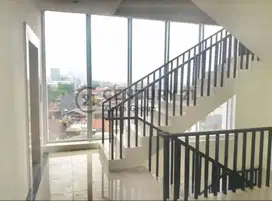 Dijual Murah Gedung 5.5 Lantai Di Pramuka Raya Rawasari Cempaka Putih