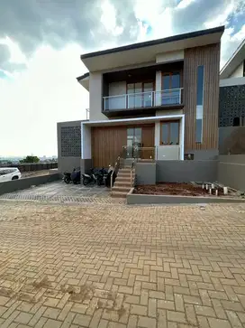 RUMAH SIAP HUNI DI BANDUNG UTARA VIEW KOTA BANDUNG MURAH