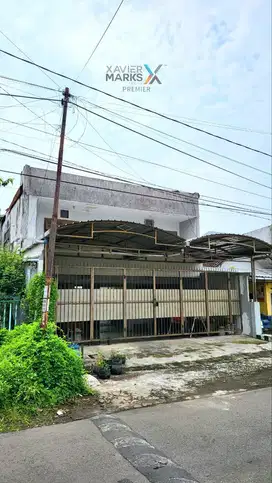 Dijual Rumah Usaha 2 Lantai di Daerah Ciliwung, Purwantoro, Malang
