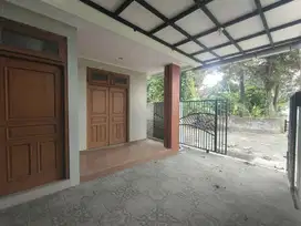 Rumah Cantik Carport 2 Mobil Di Kalimati Tirtomartani Kalasan Jogja