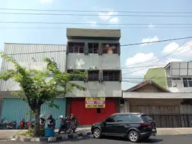 Disewakan Ruko Lokasi Strategis Di Jl. MT. Haryono Semarang