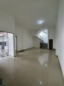 Gudang Full Renovasi ready Siap Pakai di Elang Laut Pik