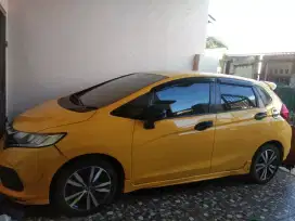 Dijual Mobil Honda Jazz Warna Kuning Manual Pemakaian Pribadi