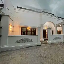 Rumah mewah konsep classic bangunan luas