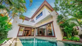 Luxurious Villa Living in Umalas: Your Gateway to Bali's Finest Destin