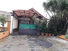 Dijual komplek rumah terdiri dari 4 rumah di Jagakarsa