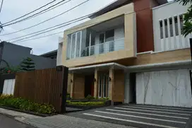 Rumah murah mewah pool di bawah pasaran di Benda Kemang Jaksel