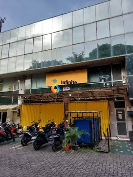 Disewakan 2 Ruko Gandeng 3 Lantai di Bona Indah Plaza Lebak Bulus