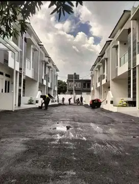 rumah baru mewah 2 lantai di pisangan baru jakarta timur