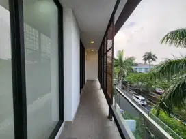 BU Dijual Rumah Baru 3 Lantai di Citra 2 Ext Jakarta Barat