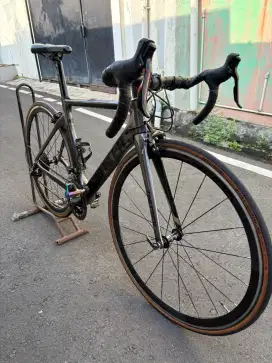 Roadbike Twitter Thunder Full Carbon Istimewa, Size 48 (160-175 cm)